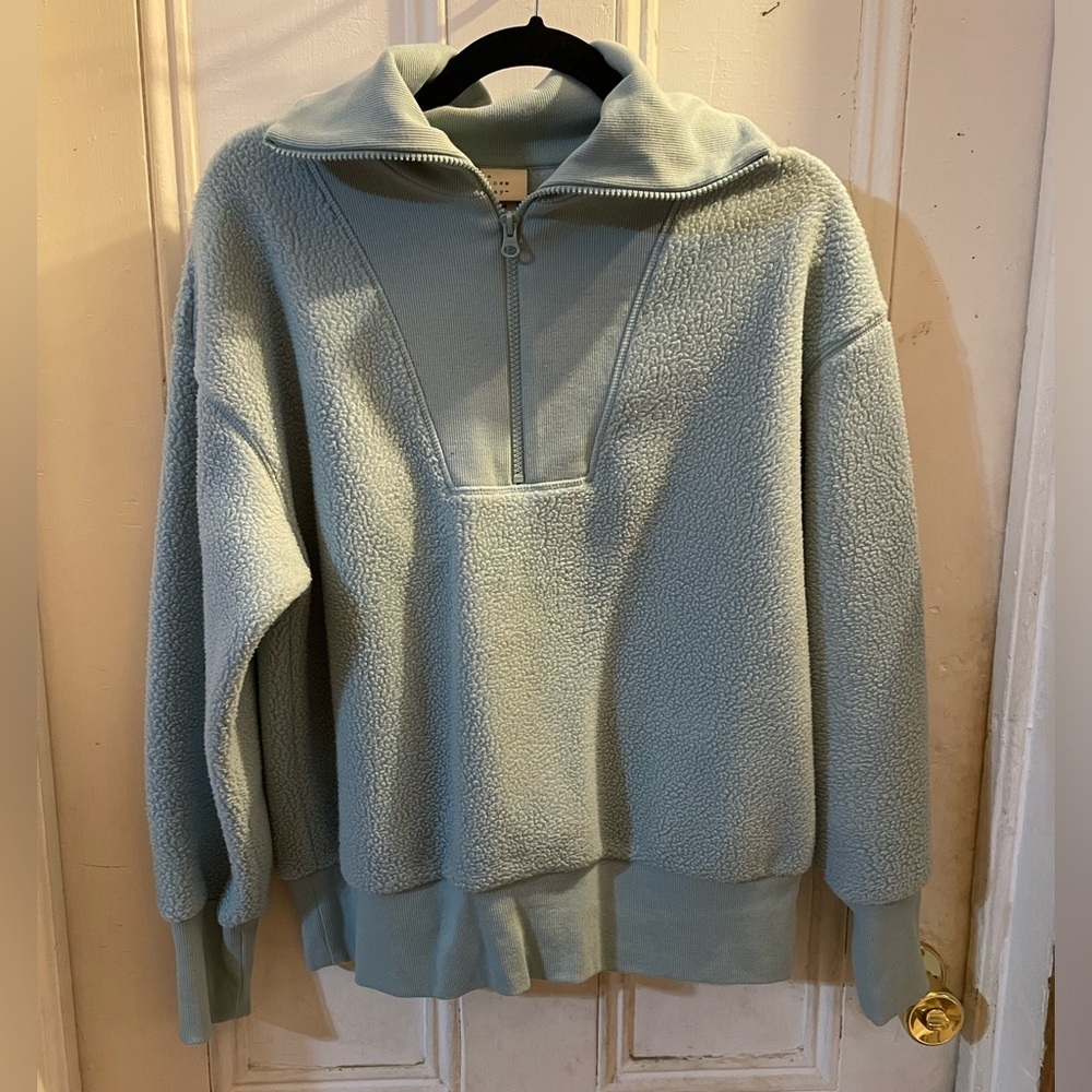 A new day Sherpa Quarterzip | women’s medium